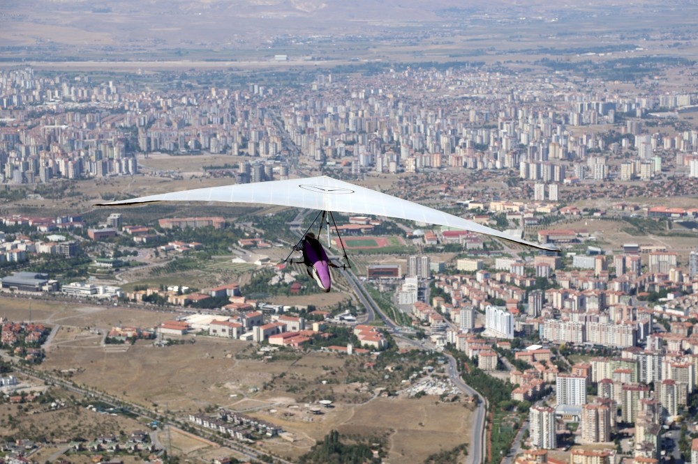 Ali Dağı’nda Türkiye Yelken Kanat Şampiyonası Heyecanı 