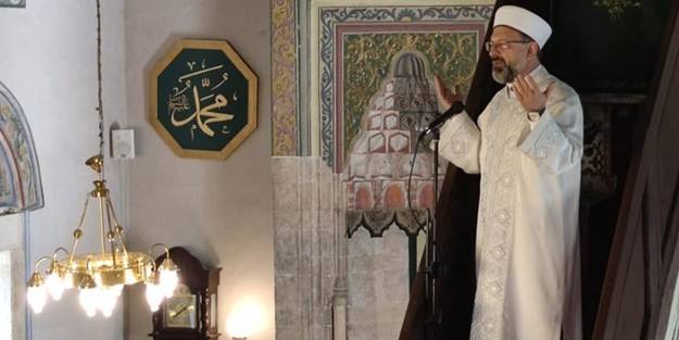 Ali Erbaş, hutbede uyardı: Bunlara karşı uyanık olalım