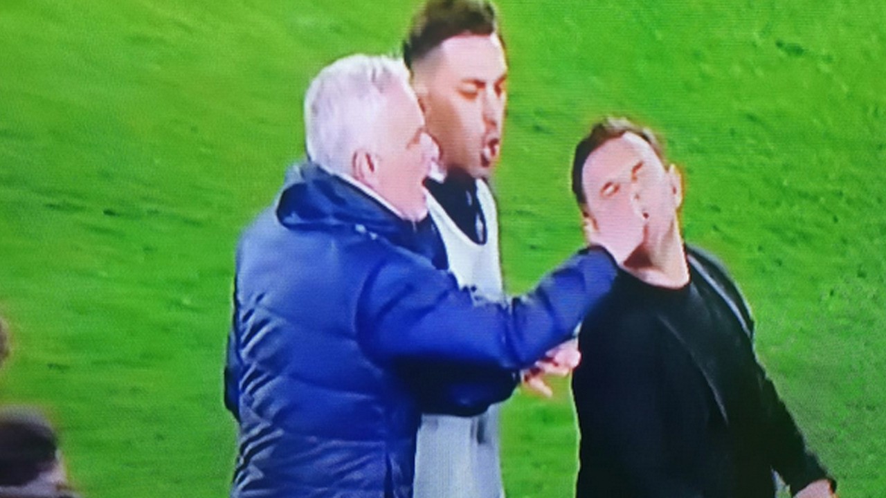 Ali Koç’un Jose Mourinho'su Okan Buruk’a saldırdı!