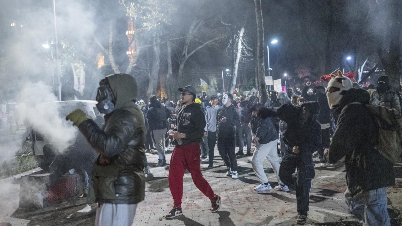 Ali Yerlikaya duyurdu! Bin 418 şüpheli gözaltına alındı, 478’ine kötü haber