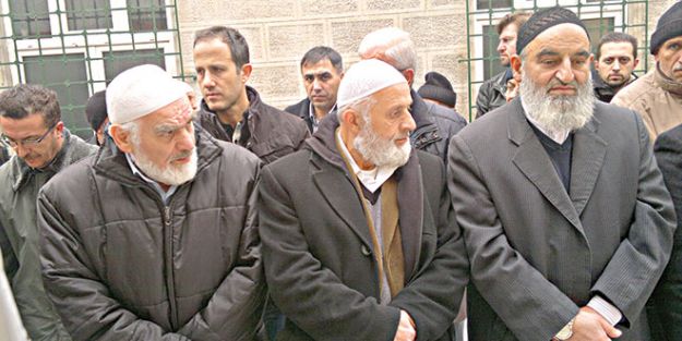 Ali Telli dualarla uğurlandı