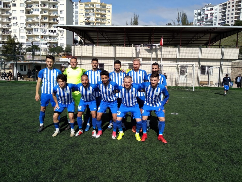 Aliağa Belediye Helvacı Spor, deplasmandan 3 puanla döndü 