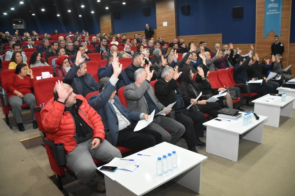 Aliağa Belediye Meclisi yılın ilk toplantısını yaptı 