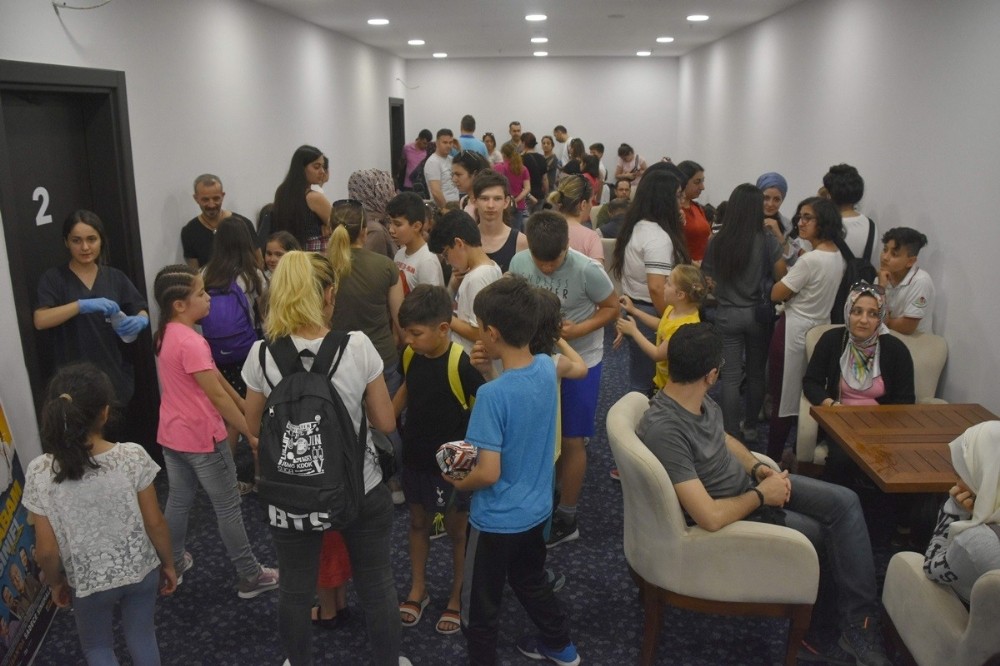 Aliağa Gençlik Merkezinde film gösterimleri başladı 