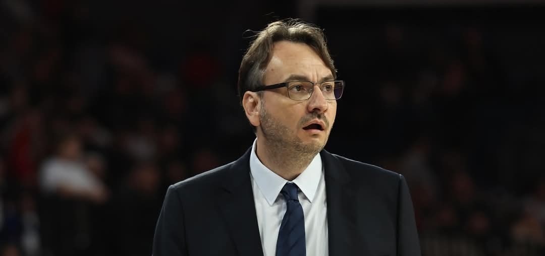 Aliağa Petkimspor’un başantrenörü Özhan Çıvgın oldu