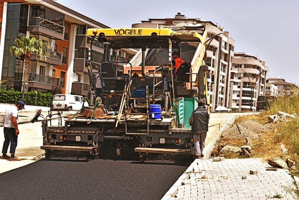 Aliağa’da asfalt seferberliği 
