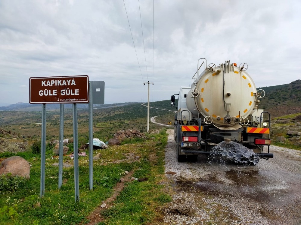 Aliağa’da Hijyen Ekipleri görevinin başında 