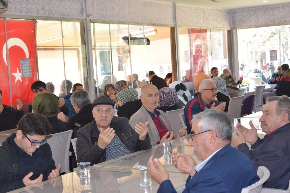 Aliağa’da İdlib şehitleri için mevlit okutuldu 