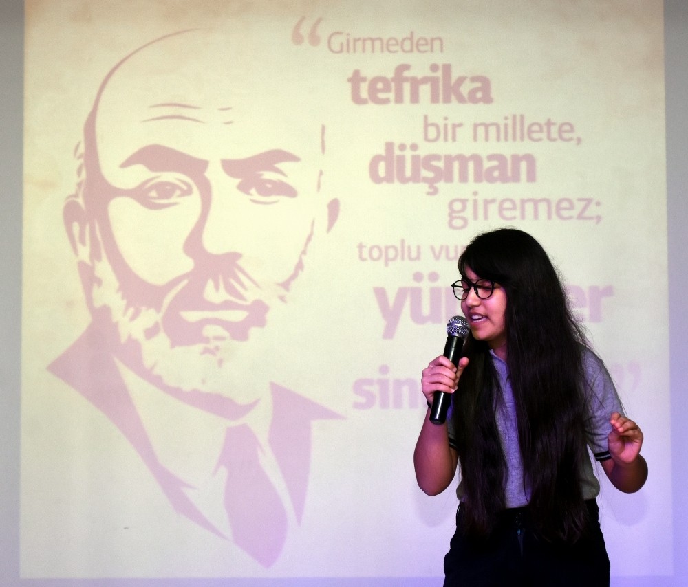 Aliağa’da İstiklal Marşı’nın kabulü ve Mehmet Akif Ersoy’u anma programı 