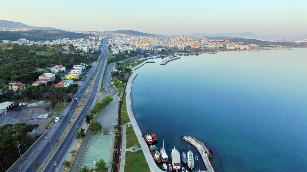 Aliağa’da yasağı ihlal eden 60 kişiye işlem 