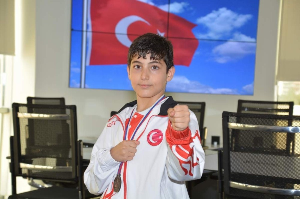 Aliağa’nın altın çocuğu Doğan Egecan başarıya doymuyor 