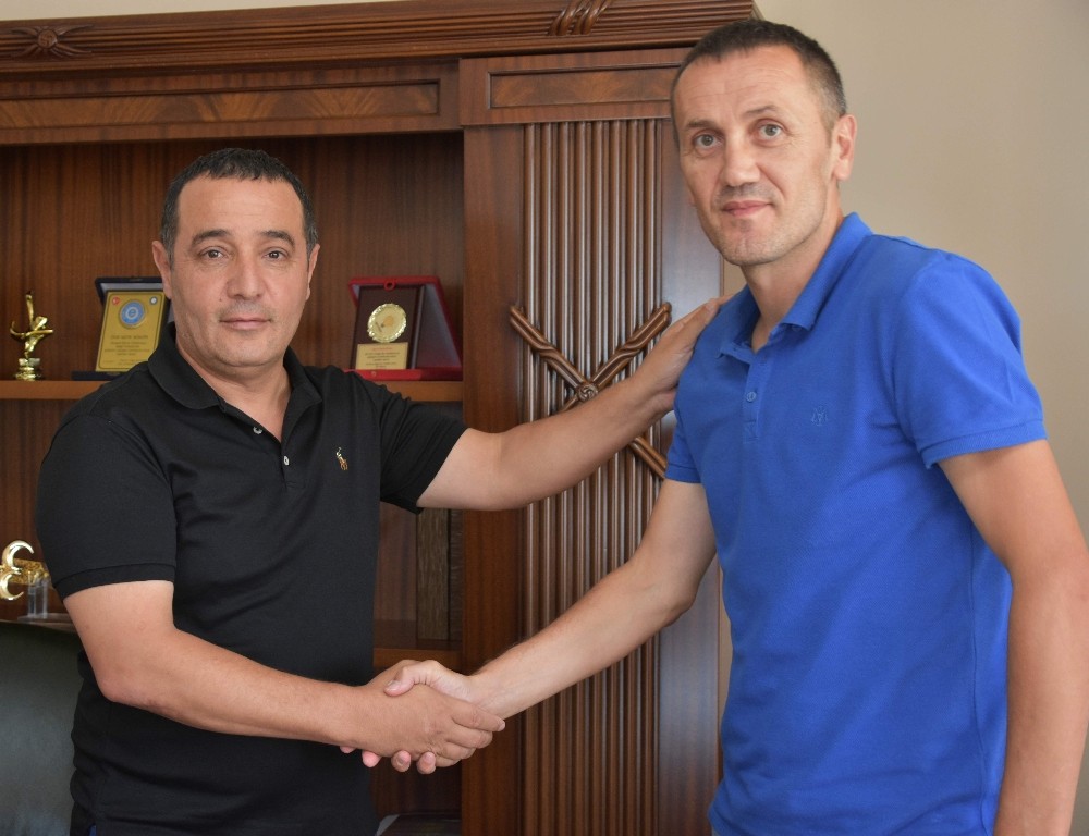 Aliağaspor FK Bilal Özkurt’a emanet 