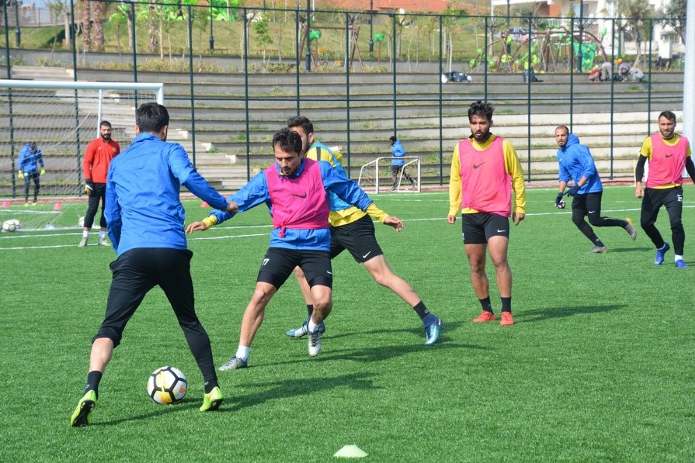 Aliağaspor FK, Kütahyaspor’a konuk olacak 