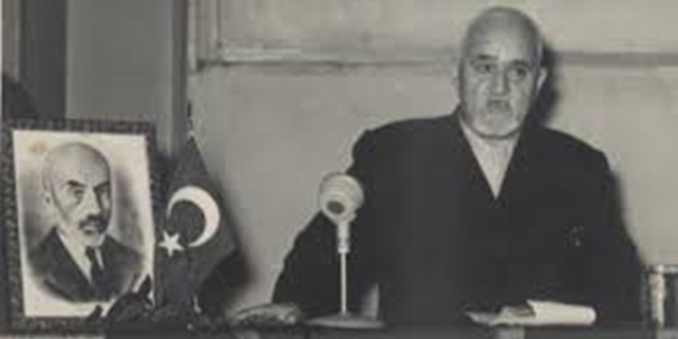 Alim ve mütefekkir: Hasan Basri Çantay vefatının 54. senesinde yad ediliyor