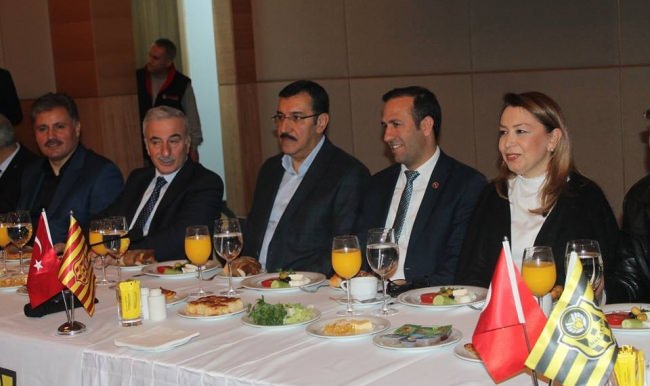 Alima Yeni Malatyaspor İçin Düzenlenen Sms Kampanyasının Tanıtımı Yapıldı