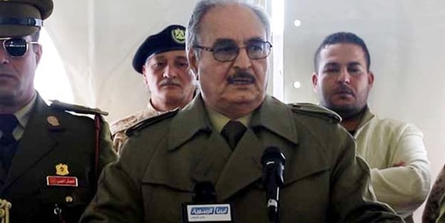 Alimler darbeci Hafter’e karşı birleşti!