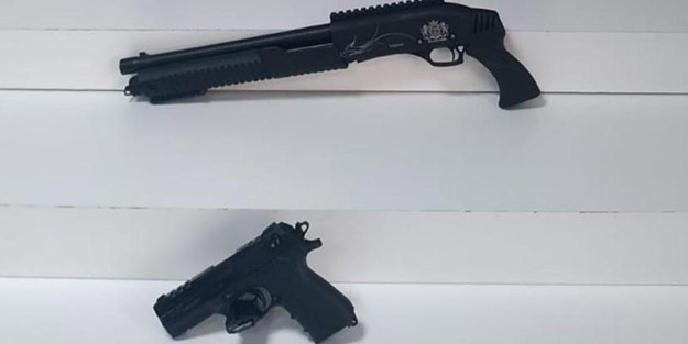 Alışveriş merkezinde sigara içen magandalar, kendilerini uyaran iş yeri sahiplerine kurşun yağdırdı