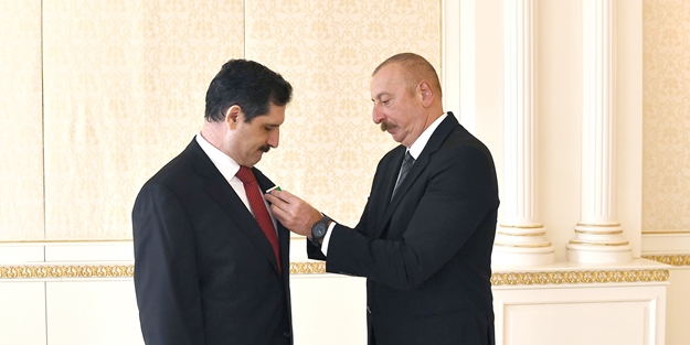Aliyev'den Türk Büyükelçi'ye 'Dostluk Nişanı'