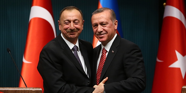 Aliyev'den Türkiye açıklaması