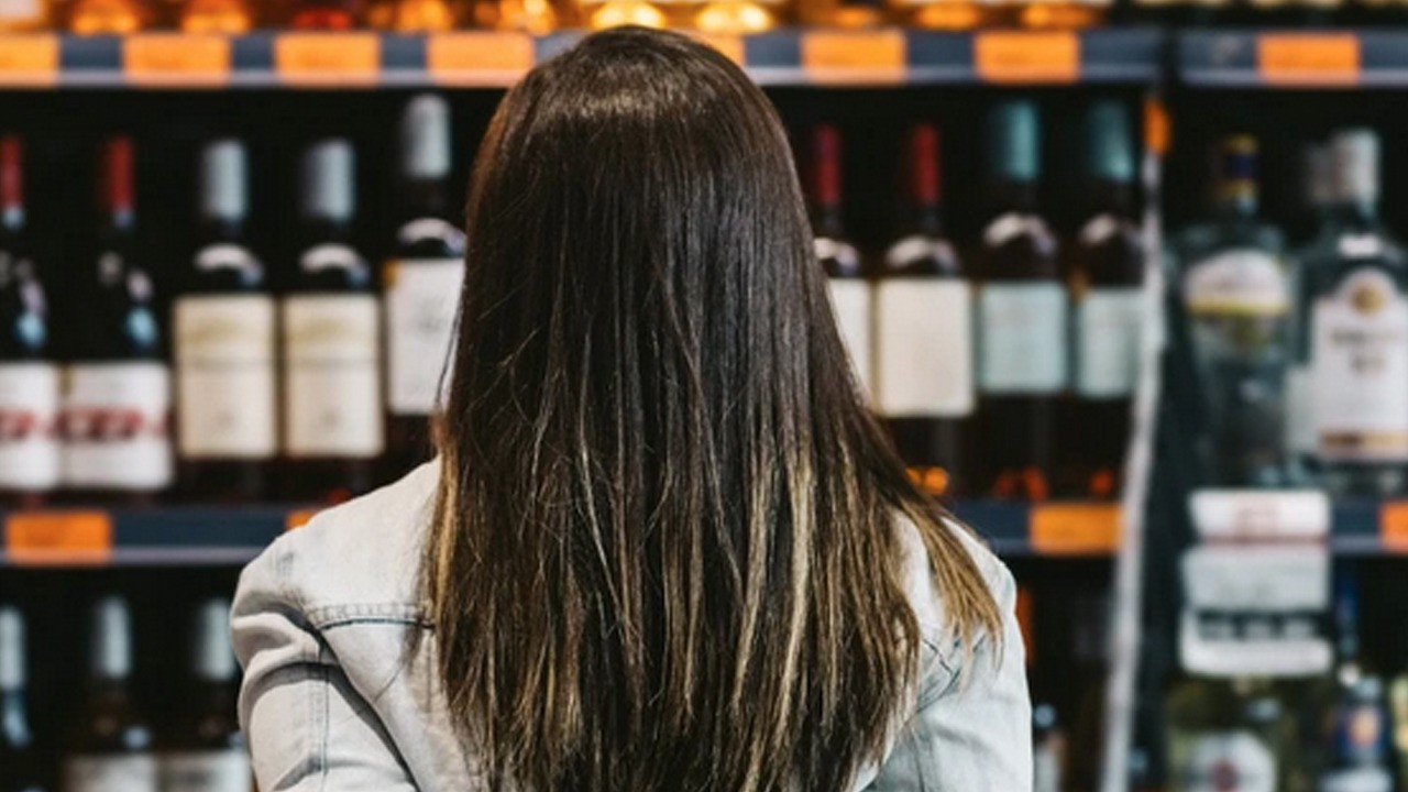 Alkol hafif diye Batı algı yapıyor! Avrupa Birliği şarap önerisi yaptı!