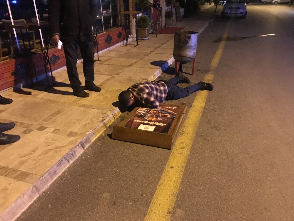 Alkol komasına girip hastanelik oldu 