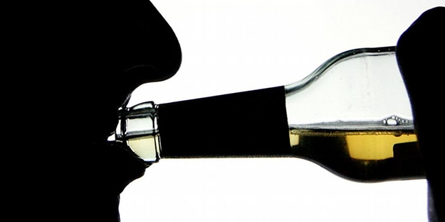 Alkol, sigara ve oburluk beyni mahvediyor