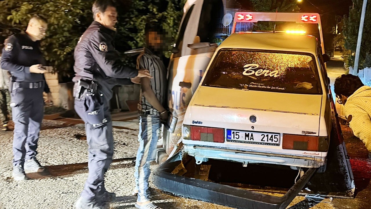 Alkollü direksiyona geçti, 2 araca çarpıp yaya olarak kaçtı: 71 bin lira ceza kesilip, ehliyetine el konuldu
