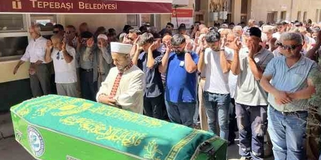 Alkollü sürücü, belediye işçisini hayattan kopardı!