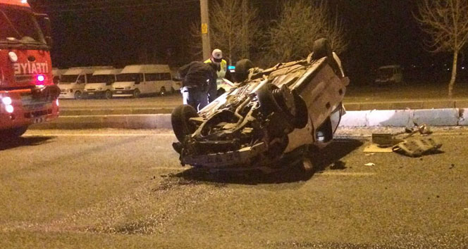 Alkollü sürücü, otomobiliyle takla attı
