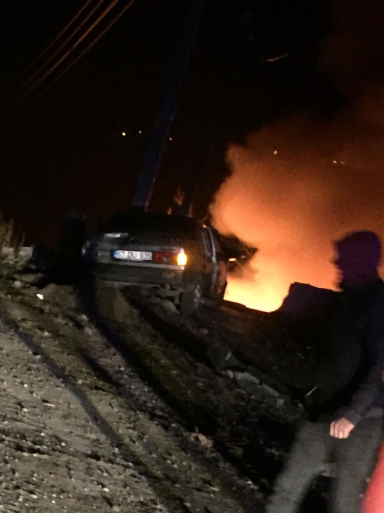 Alkollü sürücüler ölümden döndü 