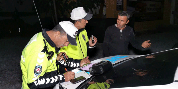 Allah polislere sabır versin! Alkolik sürücü yine yaptı yapacağını