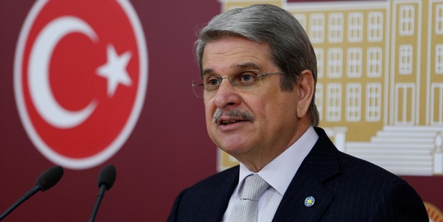 Allah şifa versin! Herkesin gururlandığı Togg’u kömürle karalamaya çalıştı!