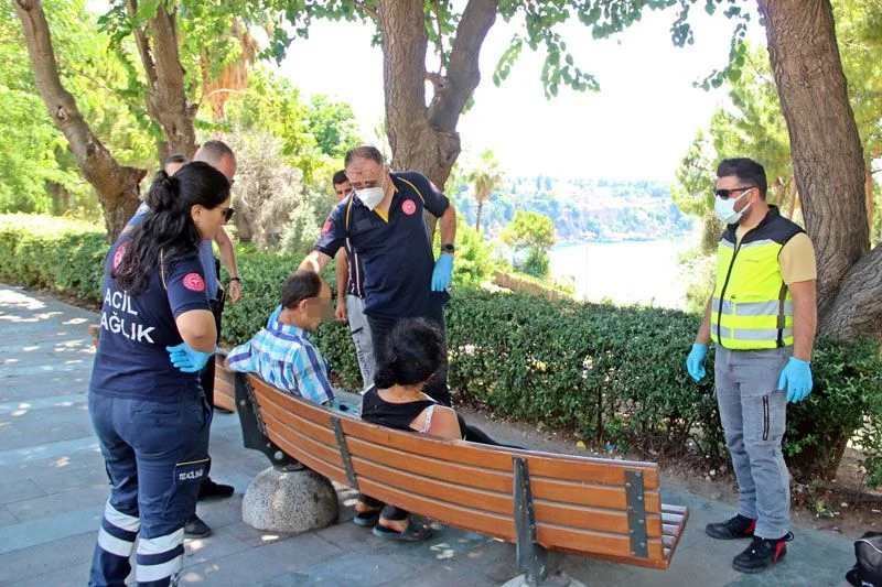 Allah size akıl fikir versin! Bunlarda gram akıl yok