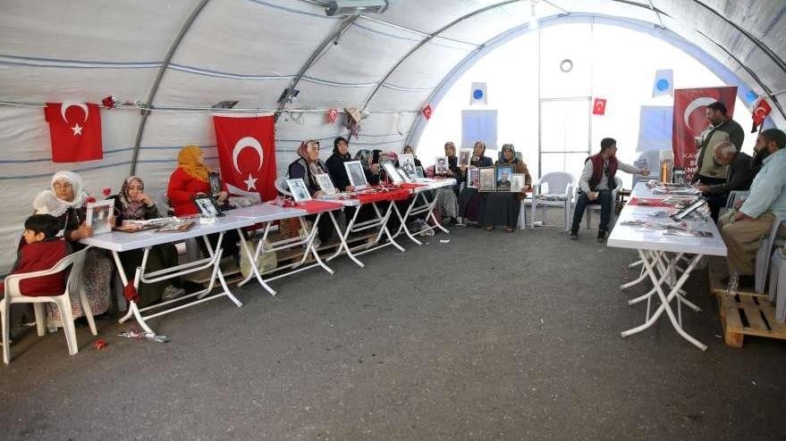 'Allah yanlarına bırakmasın' Kandil emir veriyor HDP çocukları kaçırıyor