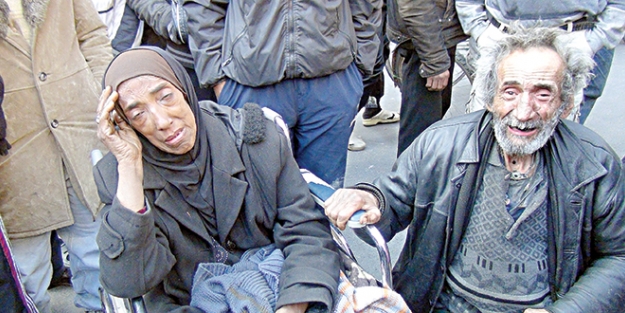 Allah rızası için yardım edin; açlıktan öleceğiz