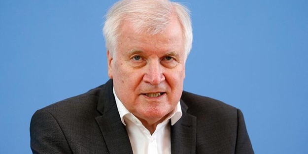 Alman bakan koronaya yakalandı