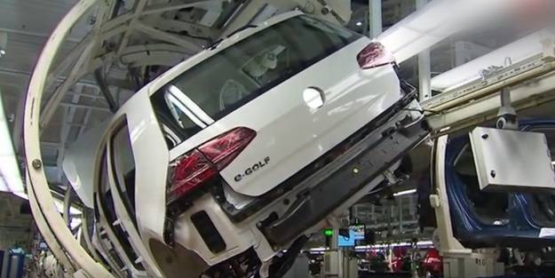 Alman devinde kriz! Satışlar yüzde 14 azaldı