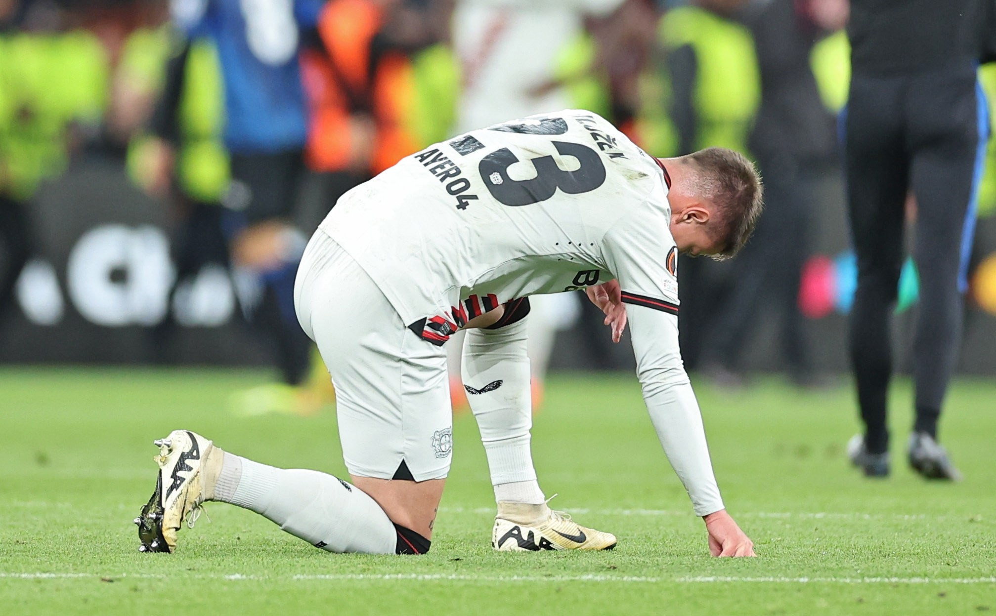 Alman devine finalde darbe! Yenilmezlik serisi bitti!