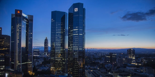 Alman devinin hissesi döner fiyatına düştü!