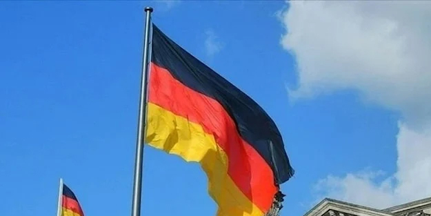 Alman ekonomisi için köprüden önce son çıkış: Anketin sonuçları gündem oldu! Almanya'da kriz derinleşiyor