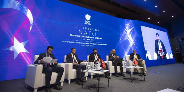 Alman gazeteci Ewald König: 