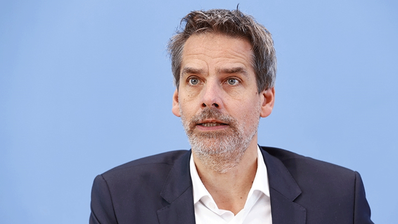 Alman hükümetinden Elon Musk'a sert sözler