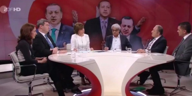 Alman kanalında Almanya'ya demokrasi dersi!