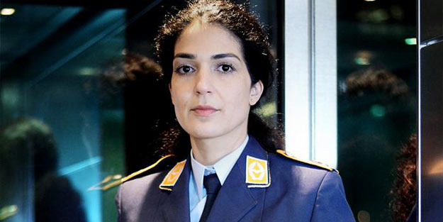 Alman ordusunda dikkat çeken askerler! Kefenlerini çantalarında taşıyor, imam istiyorlar