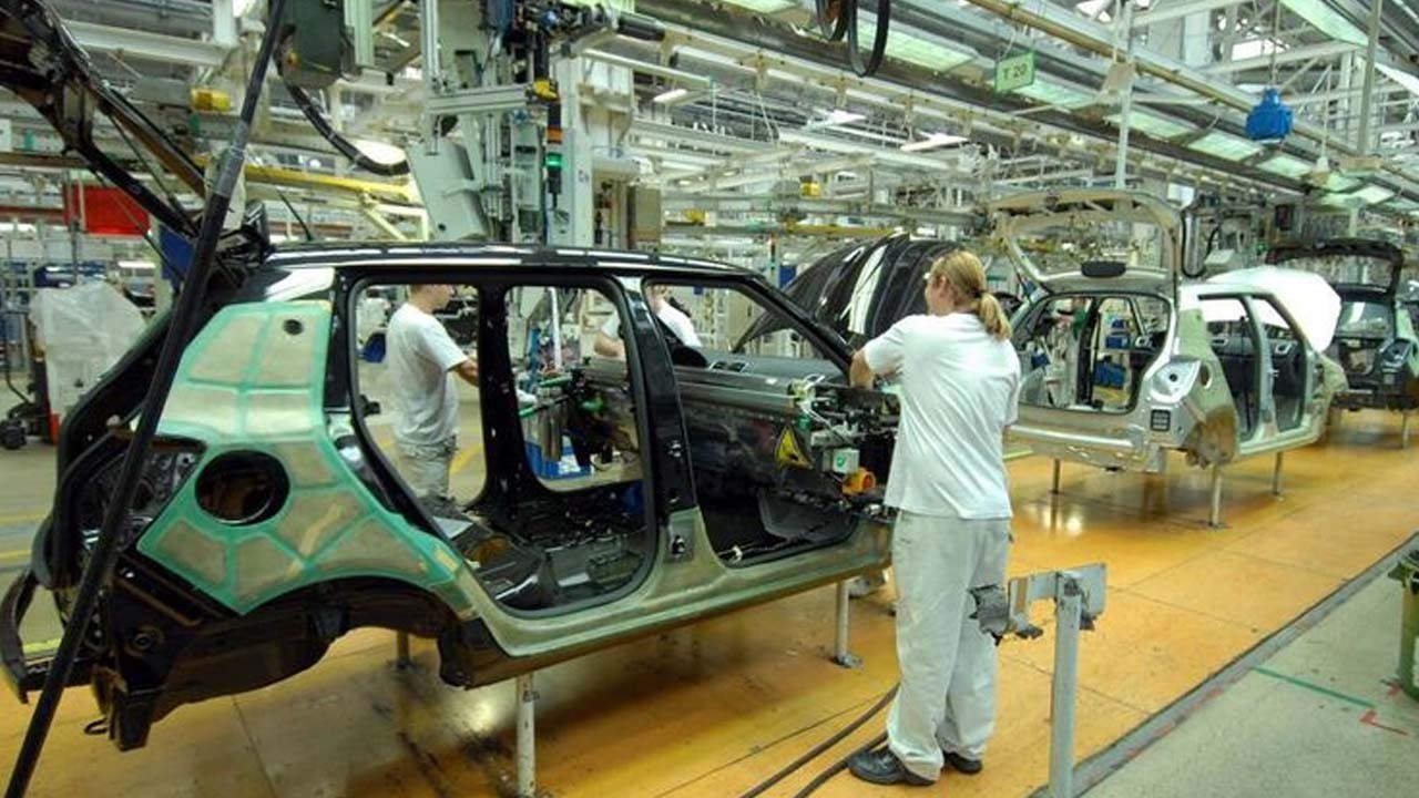 Alman otomotiv sektöründeki kriz derinleşiyor? Neler oluyor?