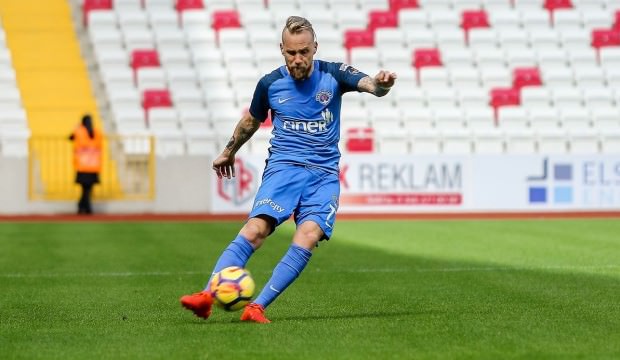 Alman oyuncuyla yollar ayrıldı!