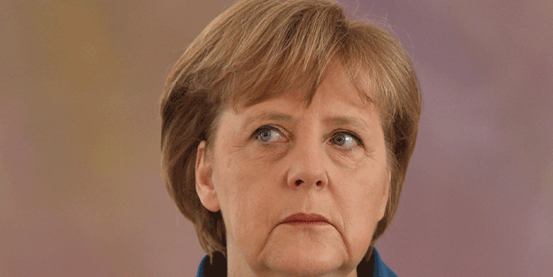Almanya'da Merkel'i indirme planı