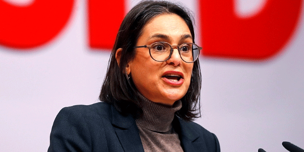 Alman partisinin tepesine Türk isim!