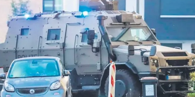 Alman polisinden kaçtı Türk polisi enseledi