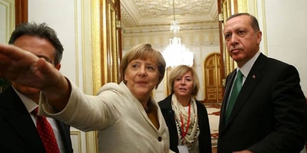 Alman polisinden PKK'ya operasyon